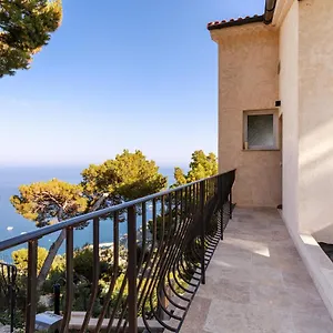 Sea View With Private Secure Parking - 2 Apartment