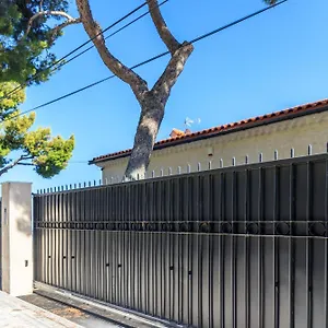  Appartement Sea View With Private Secure Parking 3